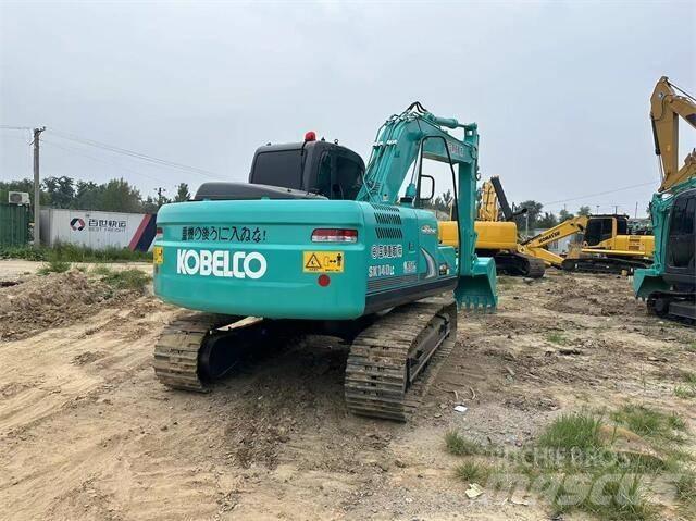 Kobelco SK140 Excavatoare 7t - 12t