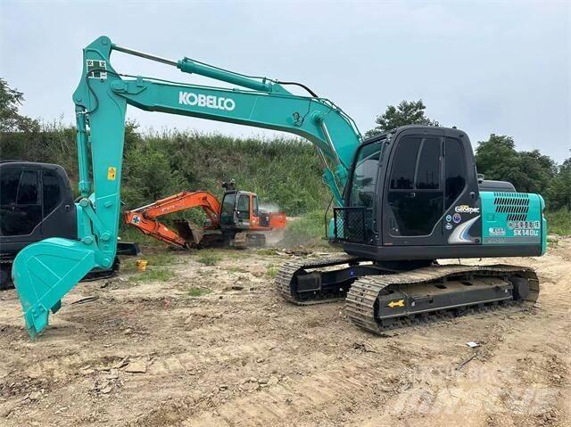 Kobelco SK140 Excavatoare 7t - 12t