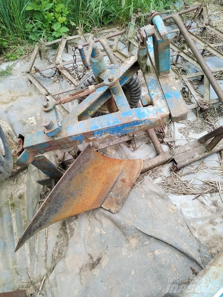  Zemědělský traktor Tractoare