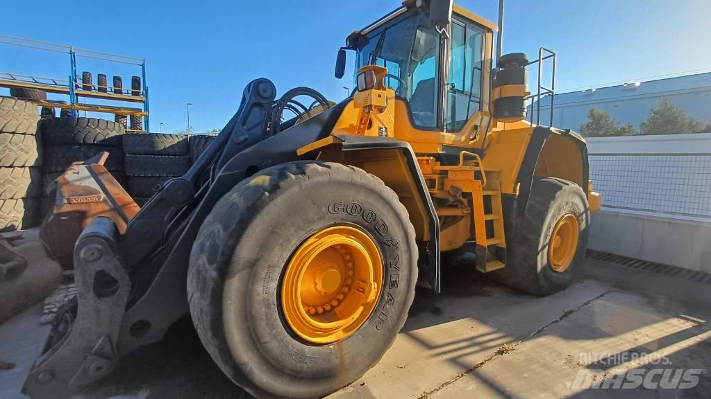 Volvo L 180 F Incarcator pe pneuri