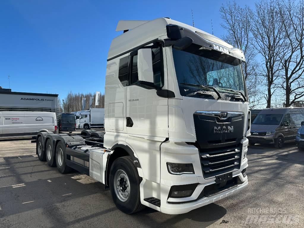 MAN TGX 35.540 8X4-4 Camion cabina sasiu