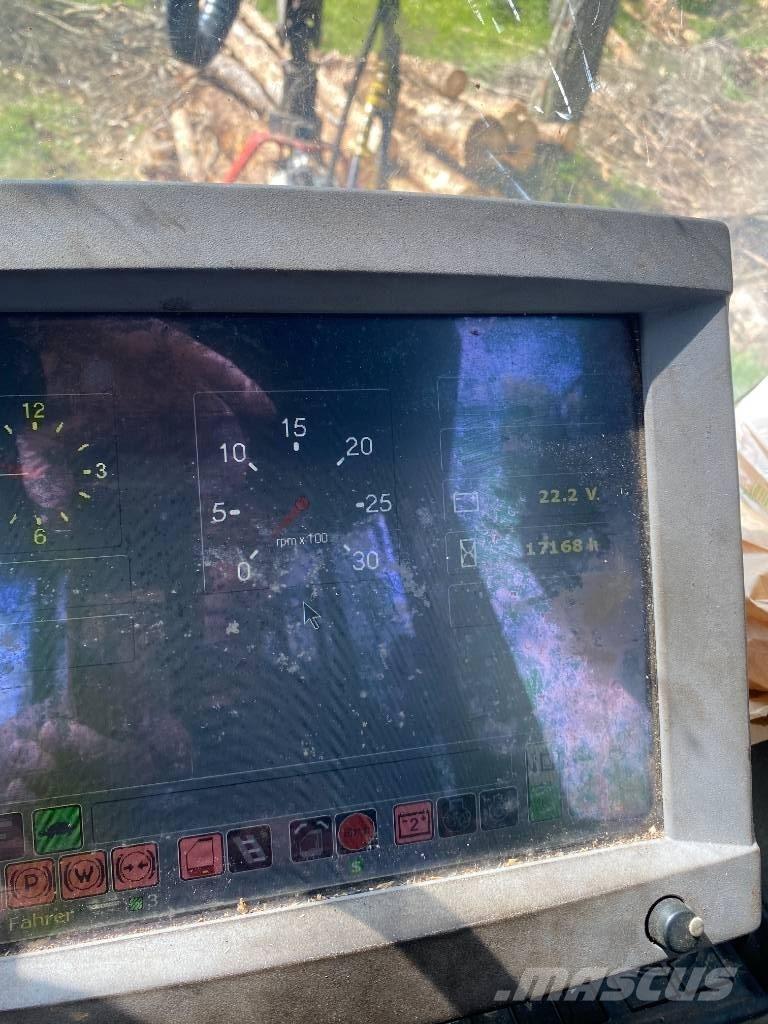 Valmet -Komatsu 911.3 Combine forestiere