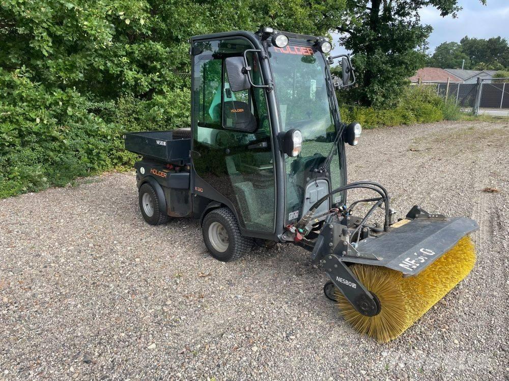 Holder X 30 Tractoare compacte