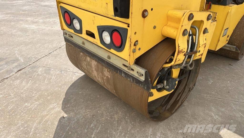Bomag BW 100 AD M-5 Cilindri compactori dubli