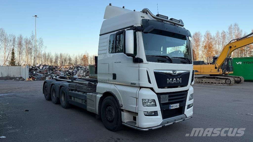 MAN TGX 35.580 Camion cu carlig de ridicare