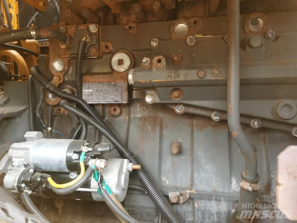 Komatsu WA 500-3 Incarcator pe pneuri