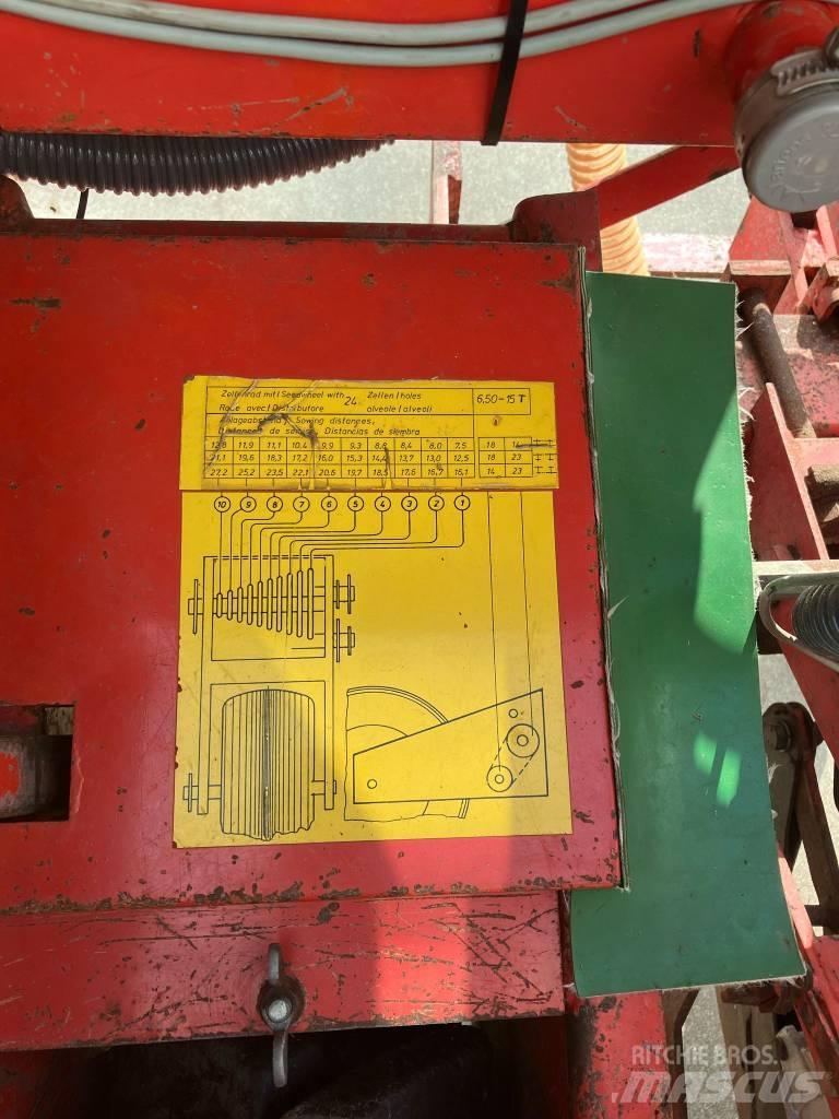 Becker Aeromat T 6 Masini cu insamantare precisa
