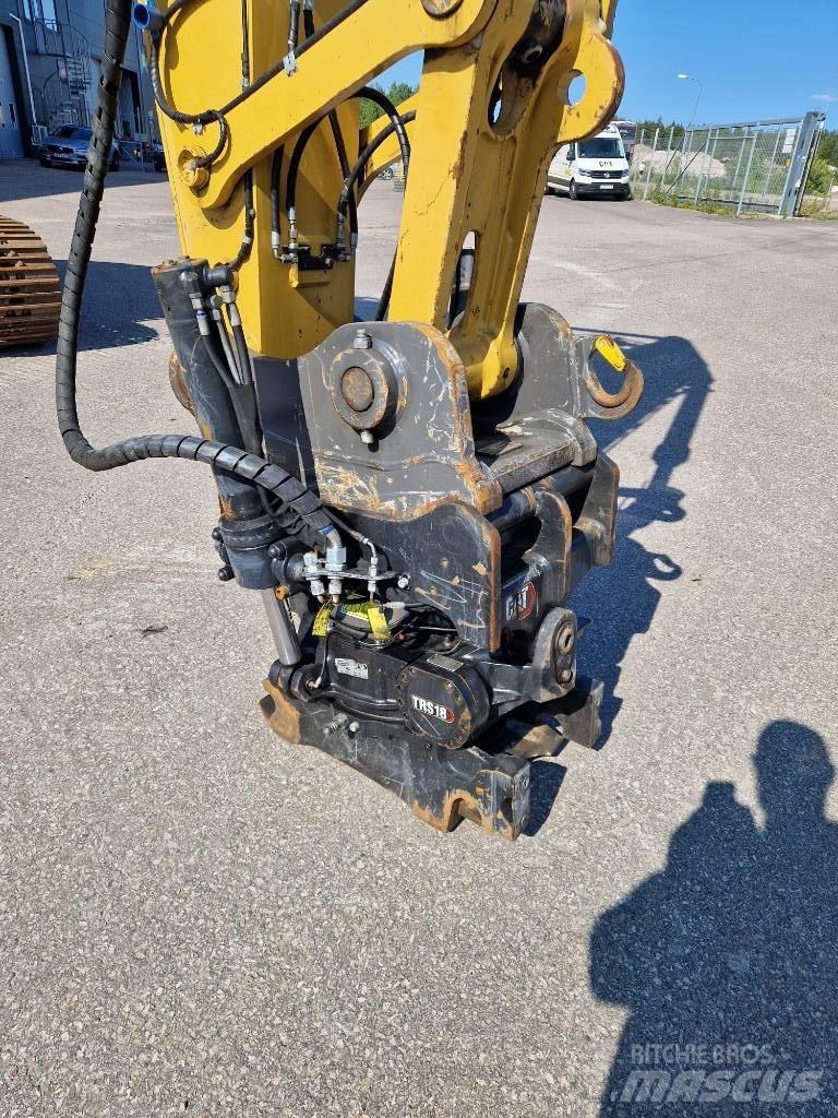 CAT 325 Excavatoare pe șenile
