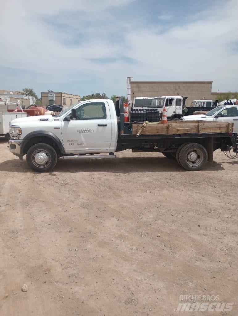 RAM 5500 Camioane platforma/prelata