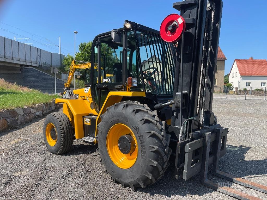 JCB 940-2 T4 Masini de teren dificil