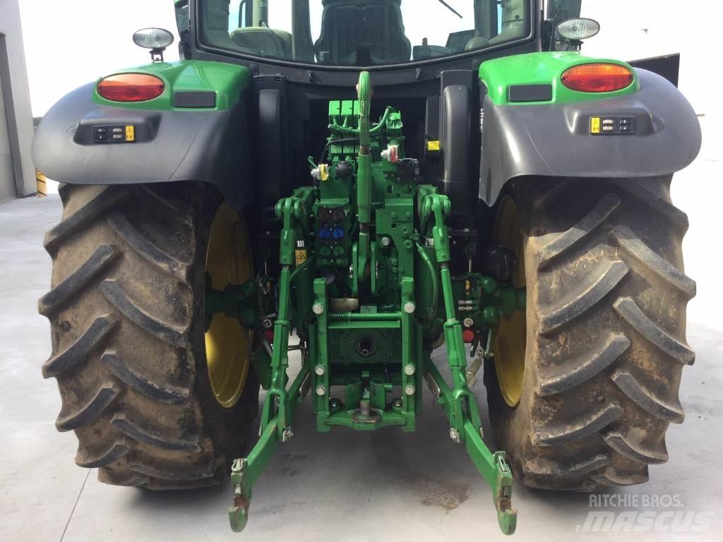 John Deere 6130R Tractoare