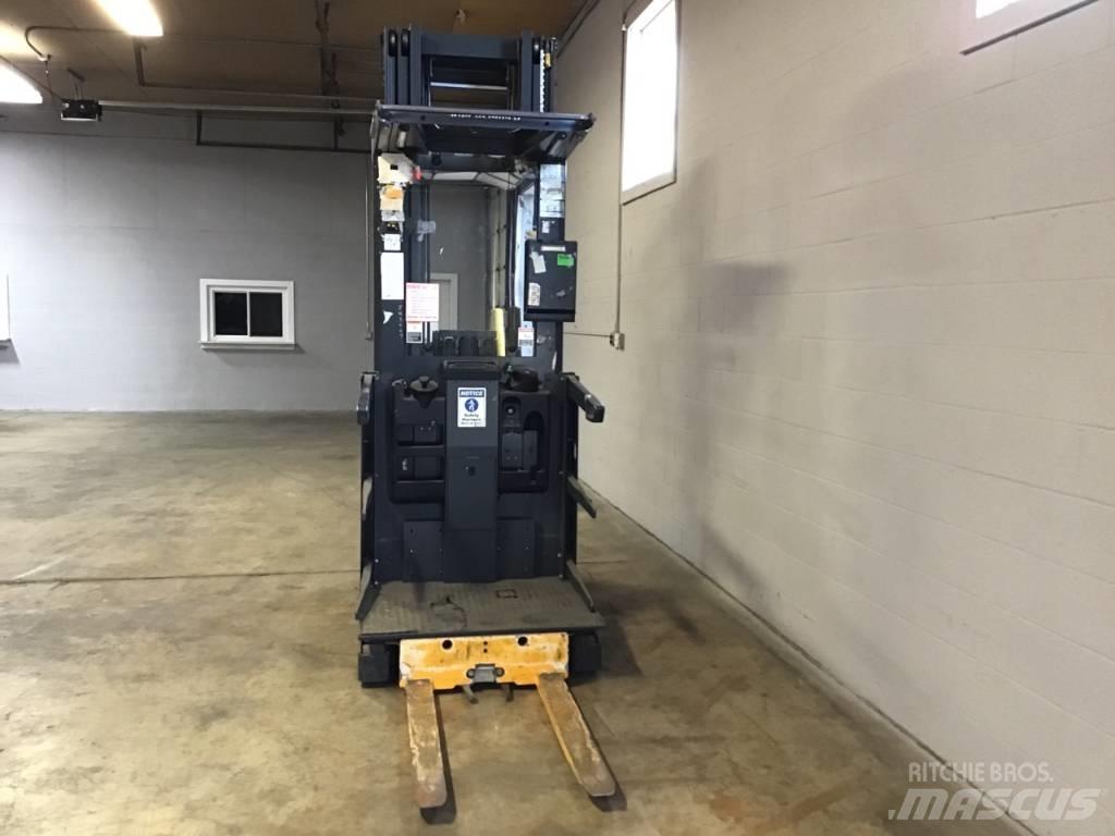 Jungheinrich EKS208 Utilaje speciale de ridicare si agatare