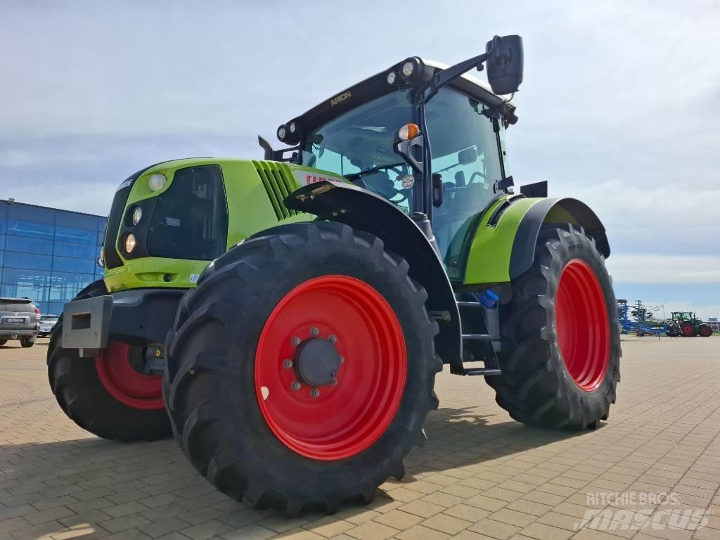 CLAAS Arion 440 CIS Tractoare
