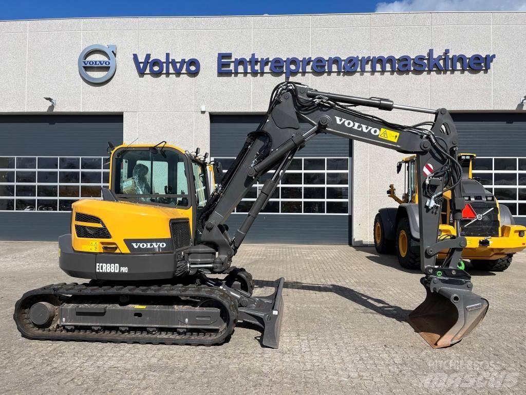 Volvo ECR88D Excavatoare 7t - 12t