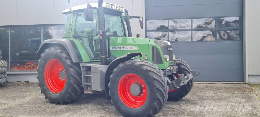 Fendt 718 Vario TMS Tractoare