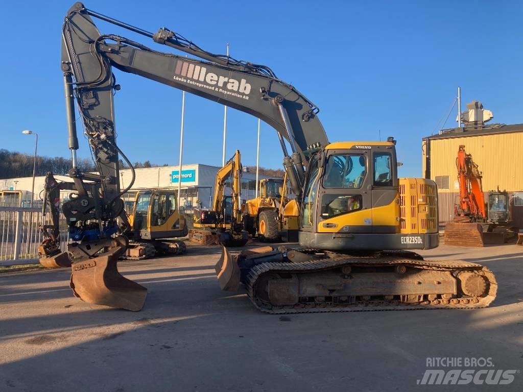 Volvo ECR 235 D Excavatoare pe șenile
