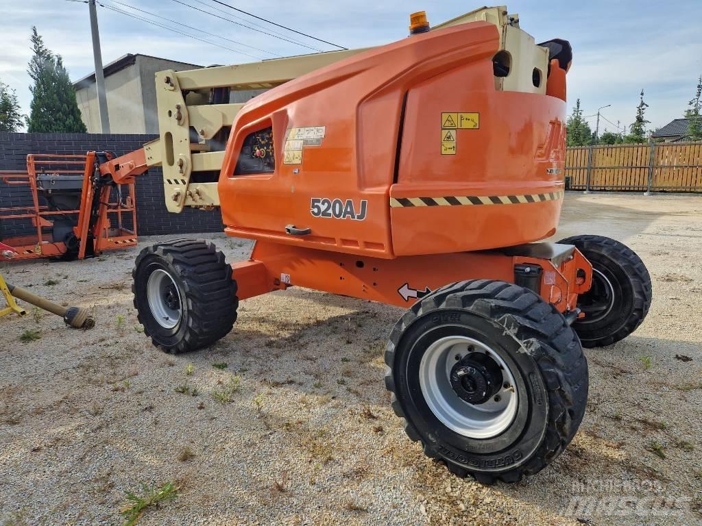 JLG 520AJ Nacele cu brat articulat