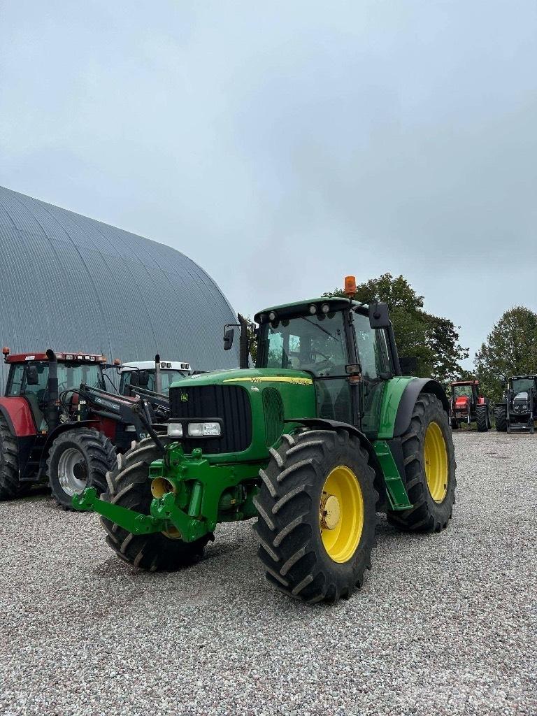 John Deere 6520 Tractoare