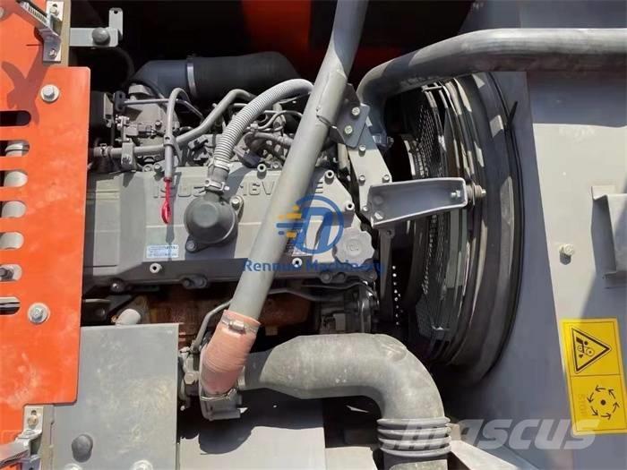 Hitachi ZX 240-3 Excavatoare pe șenile
