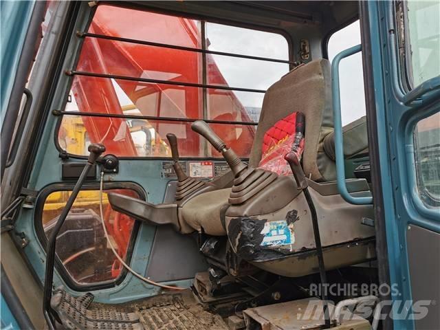 Hitachi EX220LC Excavatoare pe șenile
