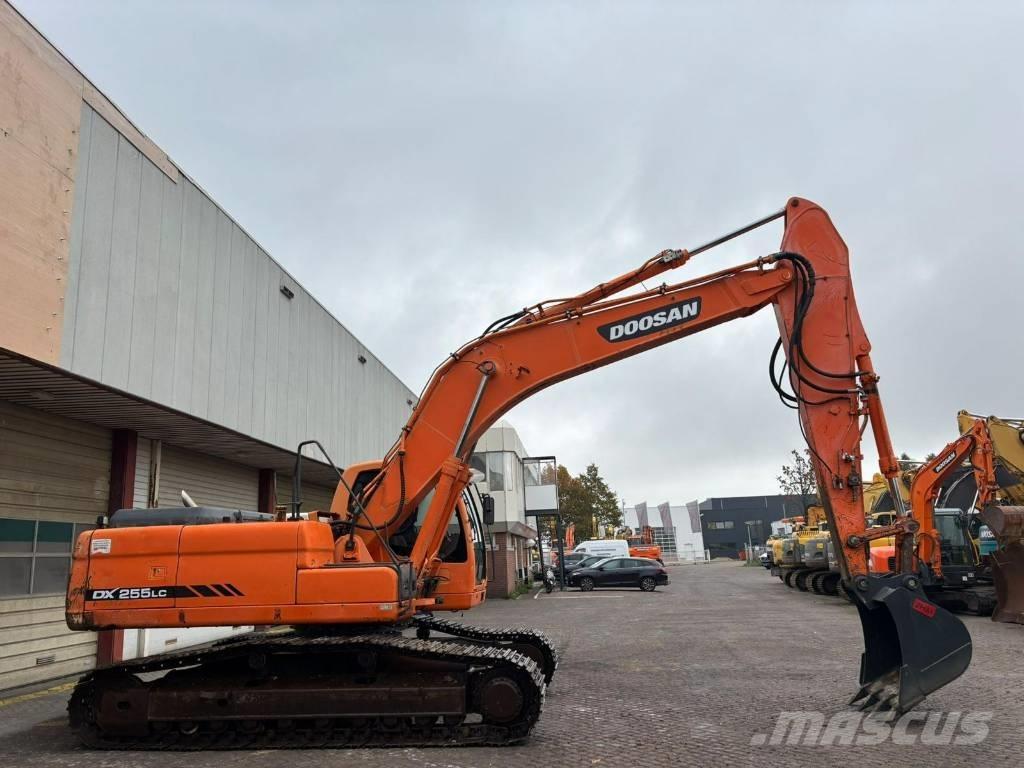 Doosan DX 255 LC Excavatoare pe șenile
