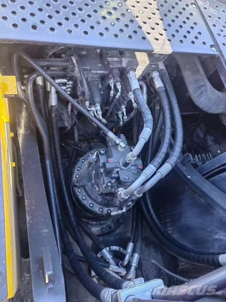 Volvo 290 Excavatoare pe șenile
