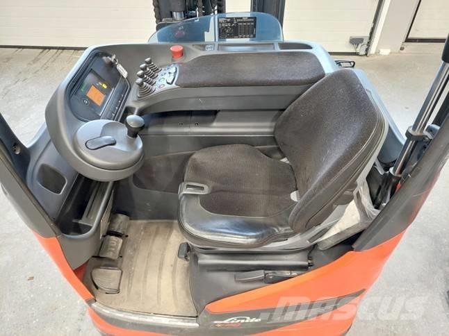 Linde R20-1120 Stivuitor cu catarg retractabil