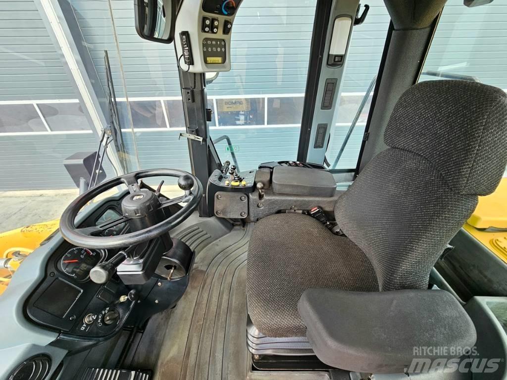 CAT 962 H Incarcator pe pneuri