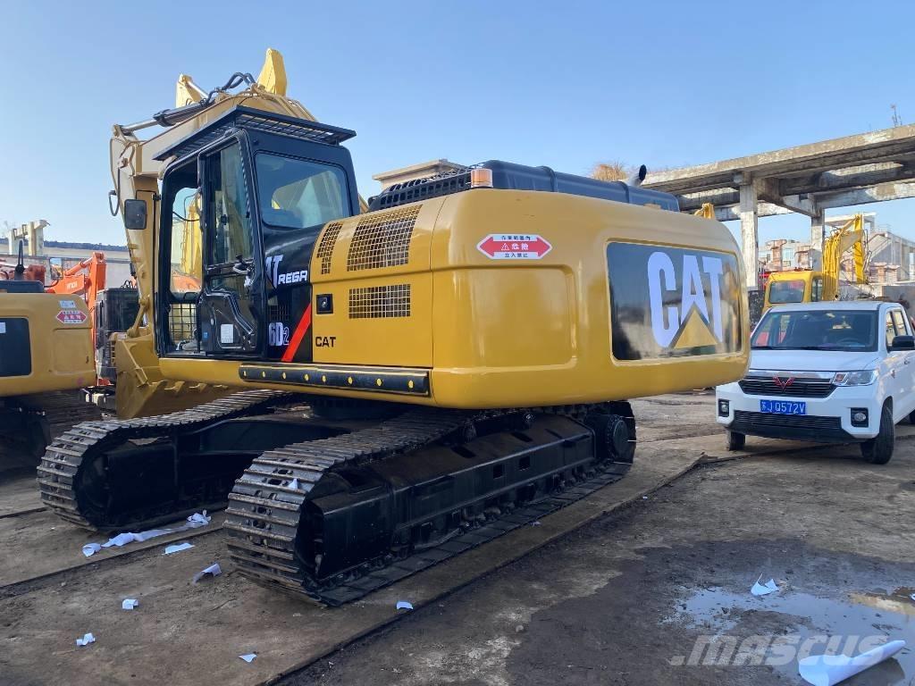 CAT 326D2L Excavatoare pe șenile
