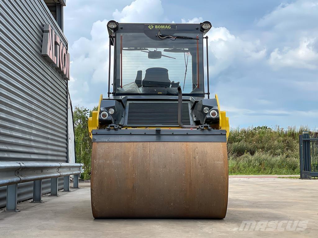 Bomag BW 151 AD-5 Cilindri compactori dubli