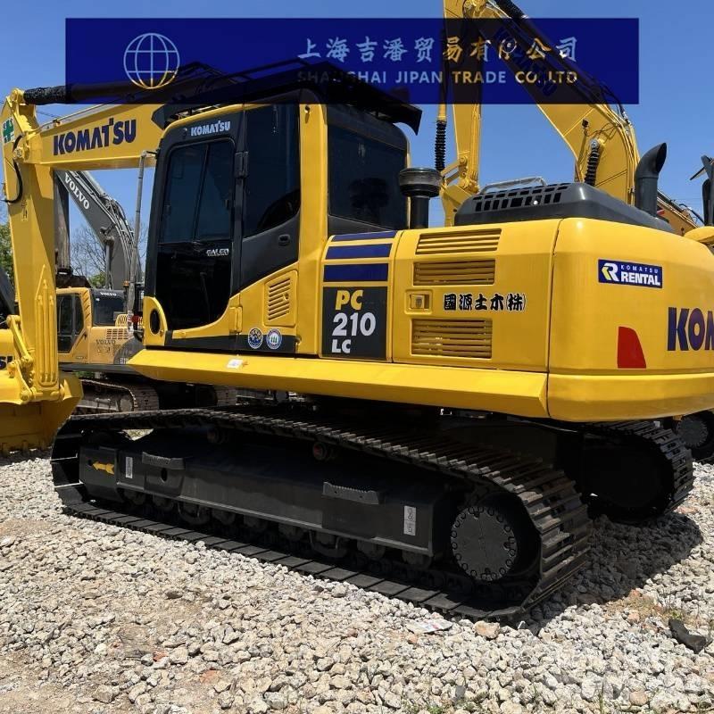 Komatsu PC 210 Excavatoare pe șenile
