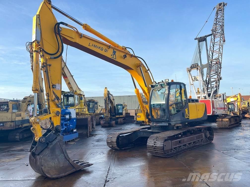 JCB JS 200 Excavatoare pe șenile
