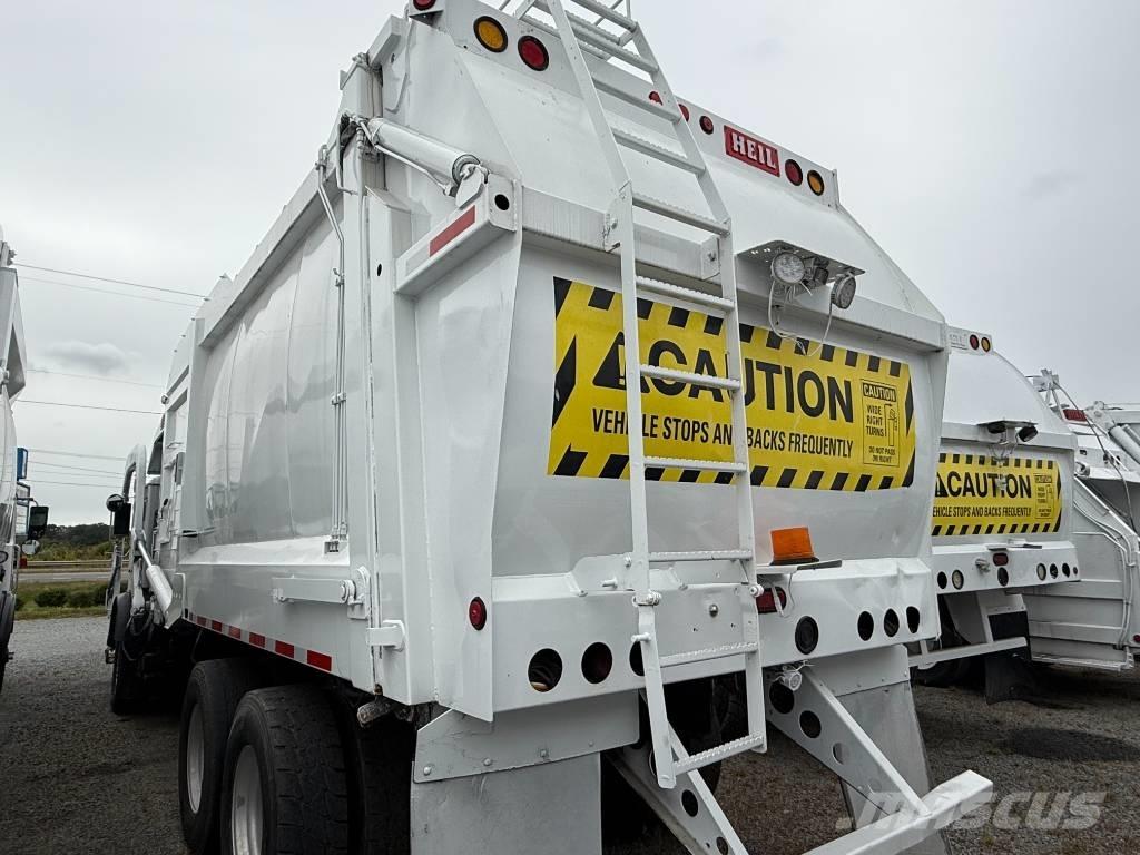 Mack MRU 613 Camion de deseuri