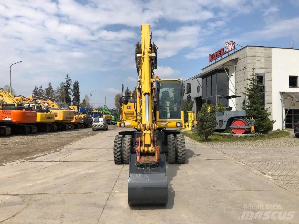Komatsu PW160-8 Excavatoare cu roti