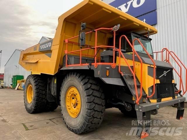 Volvo R60D Camioane cu basculante rigide