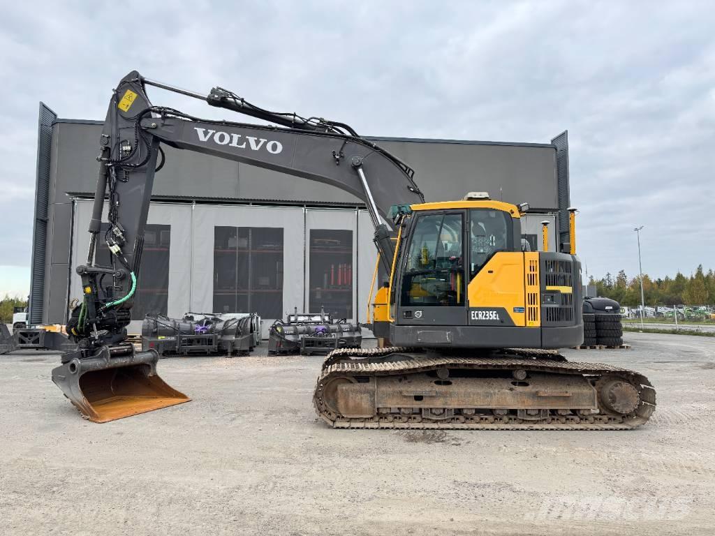 Volvo ECR 235 E Excavatoare pe șenile
