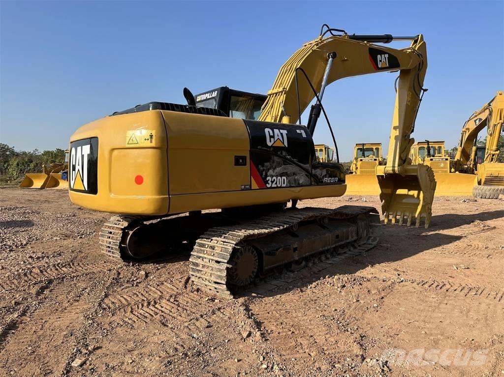 CAT 320 D Excavatoare pe șenile
