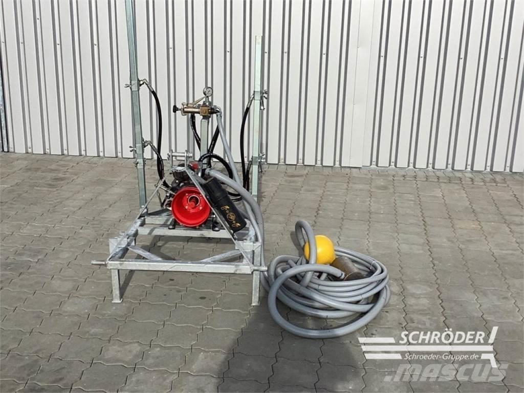  STRAßENREINIGER Utilaje agricole - Altele