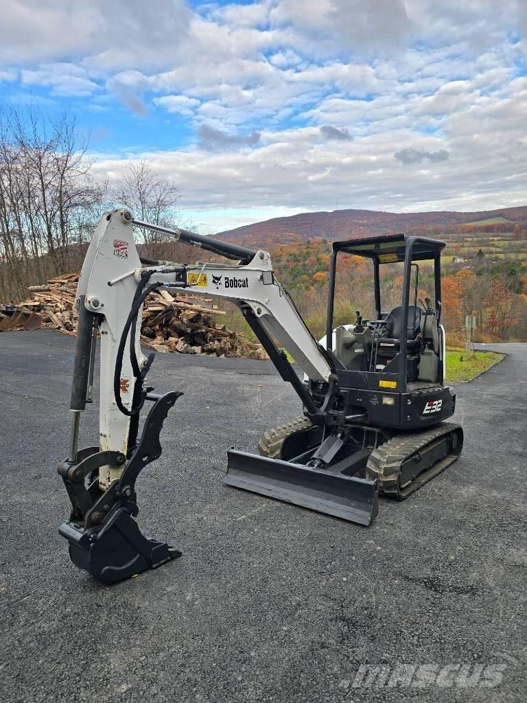 Bobcat E 32 Mini excavatoare < 7t