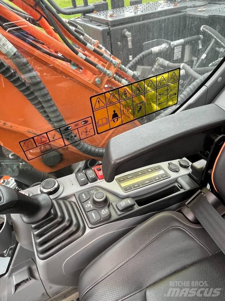 Develon DX140W-7 Excavatoare cu roti