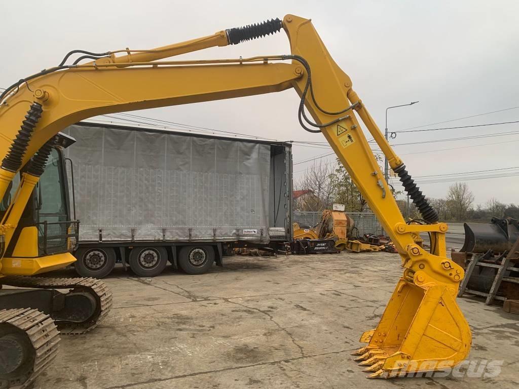 Komatsu PC 130 Excavatoare pe șenile
