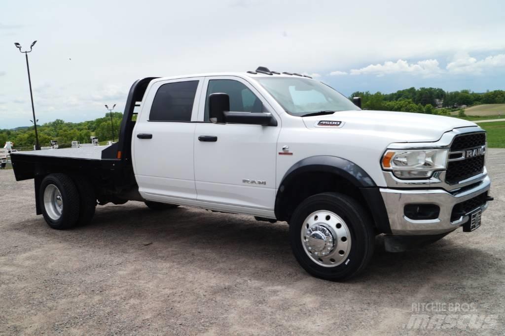 RAM 4500 TRADESMAN Camioane platforma/prelata