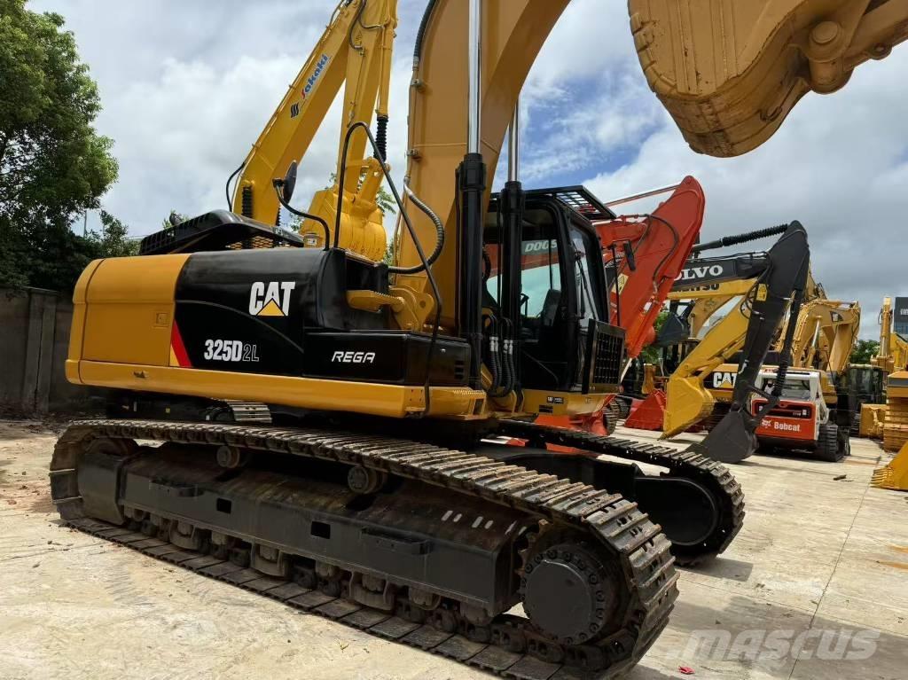 CAT 325 D L Excavatoare pe șenile
