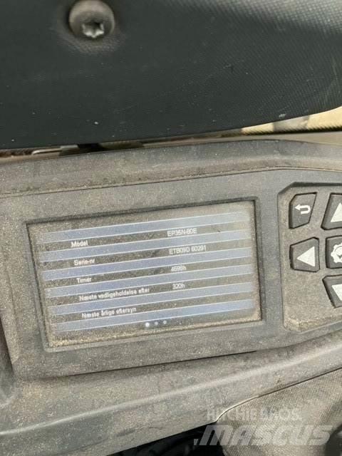 CAT EP35N Stivuitor electric
