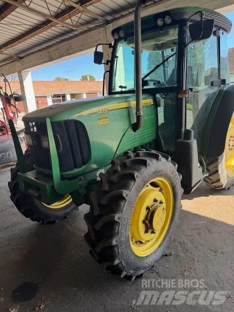 John Deere 5415 Tractoare