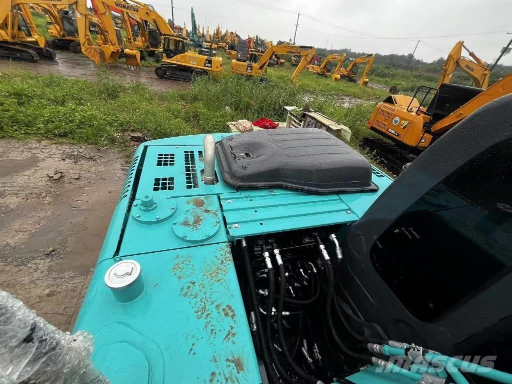 Kobelco SK 140 Excavatoare pe șenile
