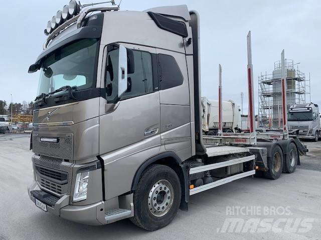 Volvo FH 750 Camion pentru lemne