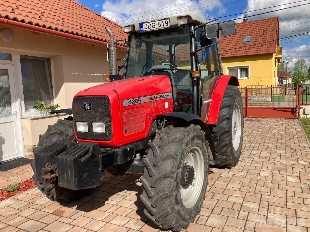 Massey Ferguson 4365 Tractoare