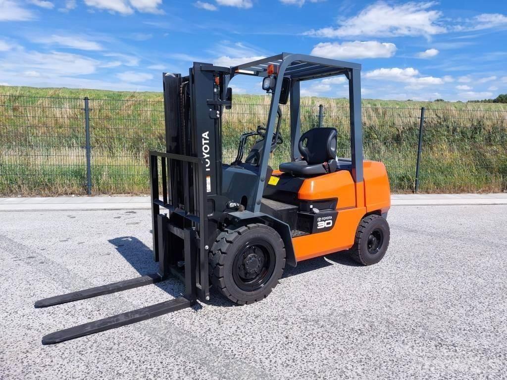 Toyota FDZN30 Stivuitor diesel