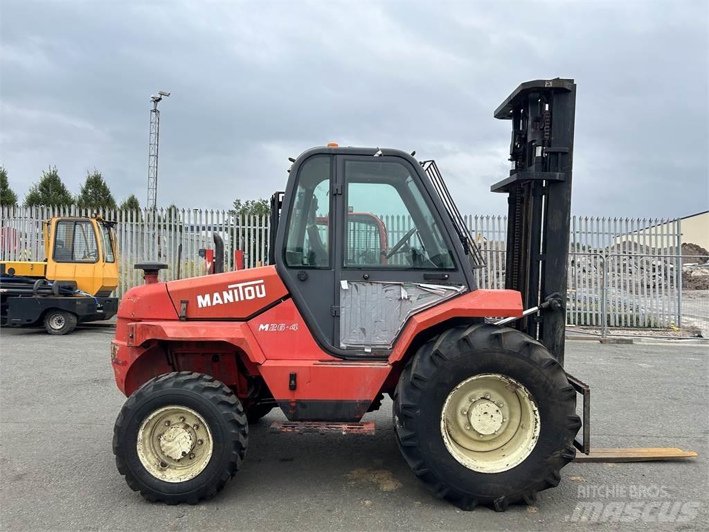 Manitou M26-4 Masini de teren dificil